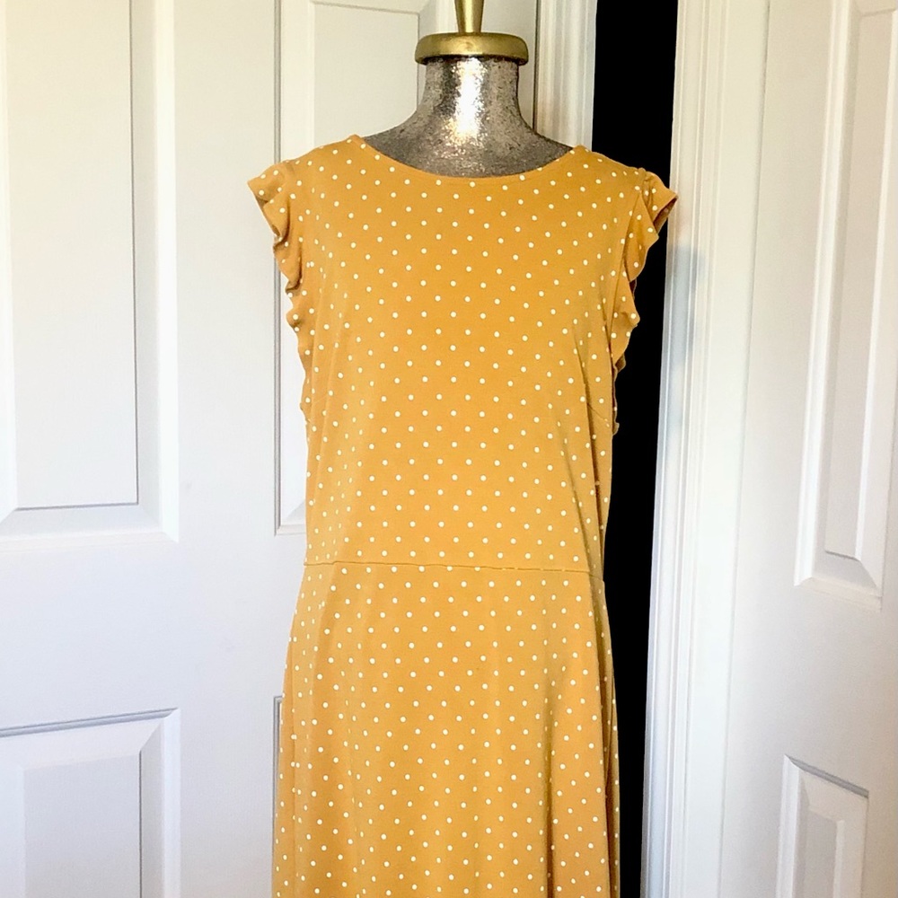 Like New Old Navy L Midi Dress